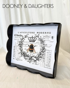 Bees Small Scallop Tray