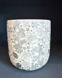 Large Pot - Grey Birds & Hearts