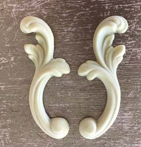 Scrolls Efex Mouldings: Scroll - SC2 Small Shabby Chic
