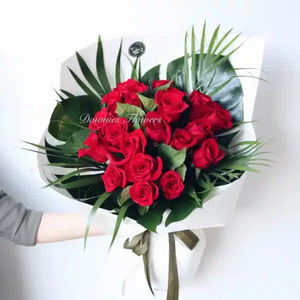 Vibrant Tropical Lover Roses Flower Delivery Christchurch