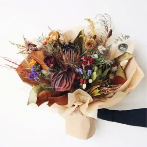 Products: Dried Flower Bouquet – Assorted Christchurch Dried Flowers
