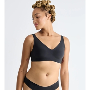 Products: Triumph Sloggi ZERO Feel 2.0 Soft Bra