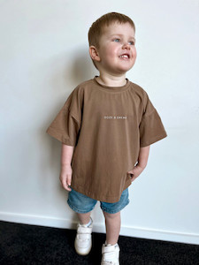 Signature Tee Mocha Doze & Dream