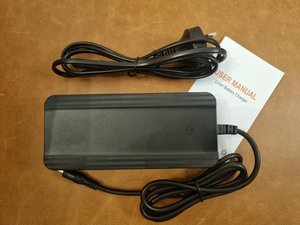 E- Bike / E-Scooter Battery Charger