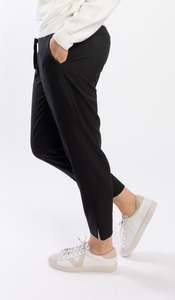4065 - Kellie Pant - Black