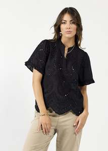 Tops Blouses Camis Tees: 1290 - Pip Top - Black