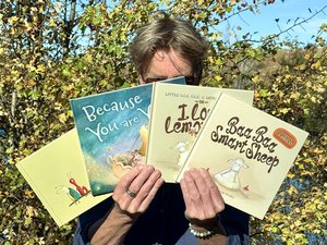 4 hardcover books from internationally acclaimed author Mark Sommerset - Mark Sommerset