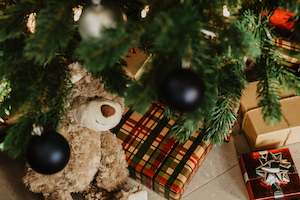 Yarn Club: Christmas Secret Santa Gift.