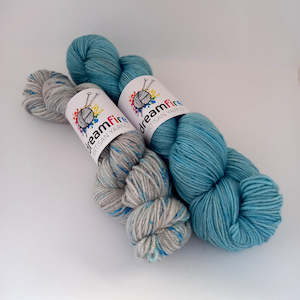 Wedge Shawl Kit - Summer Waves