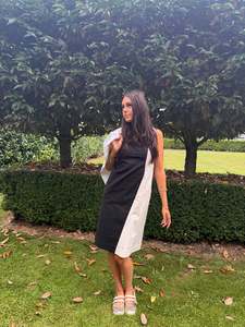 Races Ready: WORLD Vintage Monochrome Dress