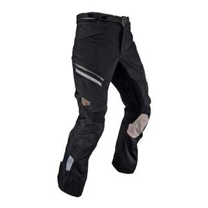 Adventure Pants: Leatt 7.5 ADV DriTour Pants (Short) - Stealth