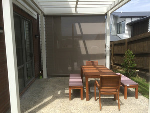 Mesh Drop Screens dropscreensdirect