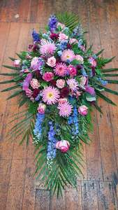 Sympathy Tributes: Traditional Casket Spray