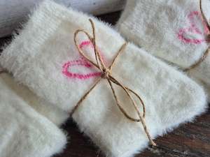 Valentines Day: Fluffy feet x