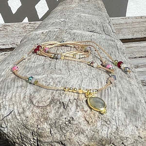 Clo Lou: Dina Necklace Labradorite