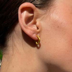 Shanshan: Rosia Earrings