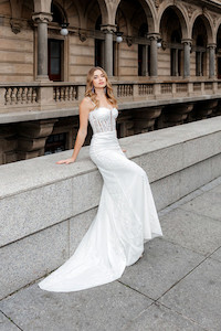 Products: Angelina - Dylin's Bridal