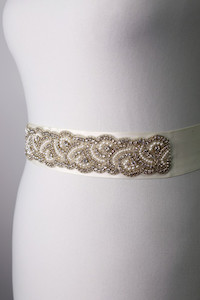 Products: 8022 Dylin's Bridal