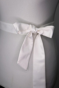 Products: 8035 Dylin's Bridal