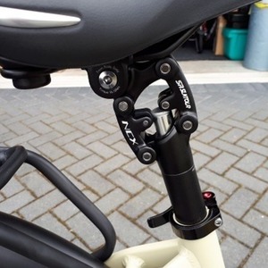 Seatpost Suntour NCX Suspension