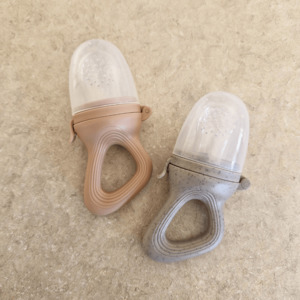 Feeding Weaning: Fresh Food Feeder