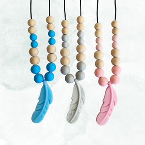 Teething: Teething Necklace - Feathers