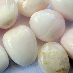 Aragonite Pink Tumble - Earthsynergy webstore New Zealand
