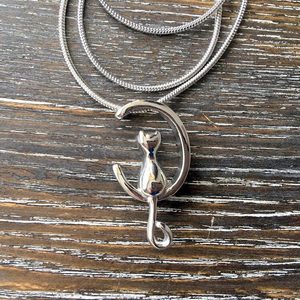 Cat on Moon Pendant - Earthsynergy webstore New Zealand