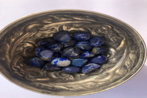 Tumbled Crystals: lapis lazuli