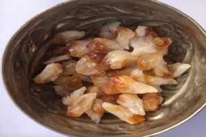 Tumbled Crystals: yellow citrine