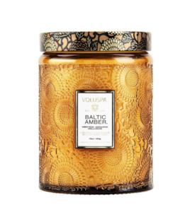 voluspa baltic amber 100hr candle