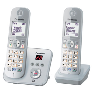 Telephones: Panasonic Digital Cordless Phone with Answering Machine KX-TG6822NZS