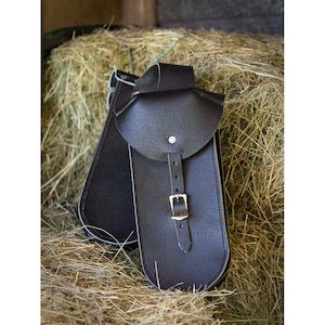East Cruppers Saddle Bags: Easts Leather Saddle Bags - Large