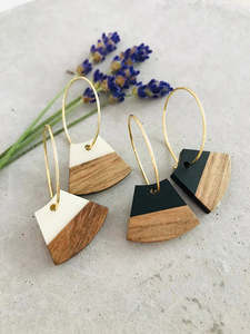 Accessories: Twigg Fan Wood Resin Earrings White One Size