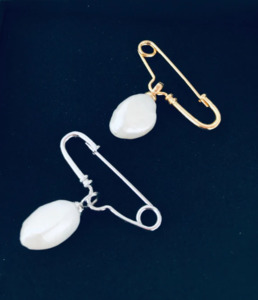 Twigg Riders Bar Pearl Stock Pin - Gold