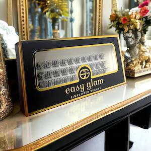 Easy Lashes: Easy Glam Box Wispy Lash