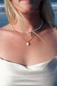 Products: Lucia Necklace EAU VIVE