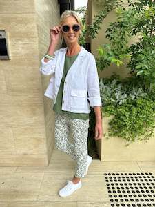 Bottoms: LEAF PRINT PANT