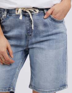 Shorts: GABBY BERMUDA SHORT