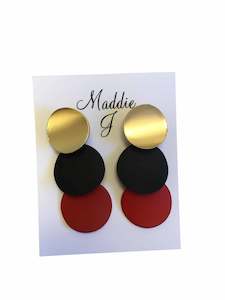 Outfit Fifty One: TRIPLE CIRCLE DROP EARRING