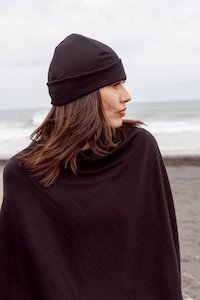 100% MERINO WOOL PONCHO EASY STYLE LAYER BLACK