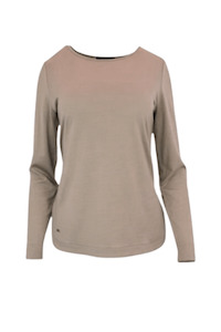 WOMENS 100% MERINO WOOL (210) CURVE HEM LONG SLEEVE JUMPER CAPPUCCINO