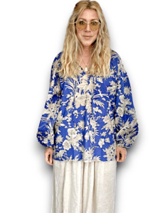 Tunics: IDA IVY POUF SLEEVE TUNIC PALM PORCELAIN BLUE