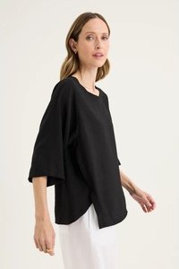 Yarra Trail: SKYE TOP BLACK
