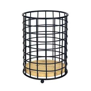 Di Antonio: UTENSIL HOLDER