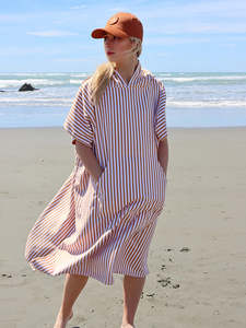 Towels: Dark Hampton Hooded Towel The Montauk Tan