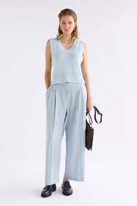 Knitwear: Elk Mikkel Vest Pearl Blue