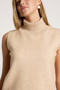 Knitwear: Eb & Ive Zala Knit Vest Bisque