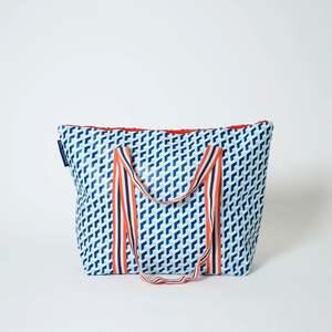 Project Ten Zip Medium Tote Maze