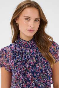 Clothing: Saint Tropez Lilja SS Shirt Navy Peony Bloom